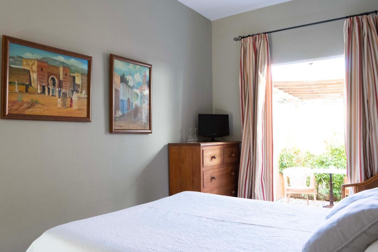 Hotel Madreselva - Grupo Califa Лос-Каньос-де-Мека Екстер'єр фото